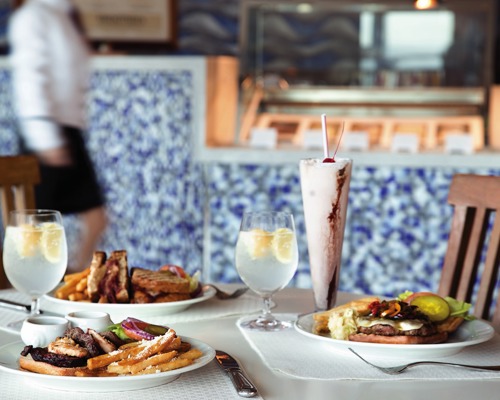 Oceania Cruises Waves Grill 7.jpg