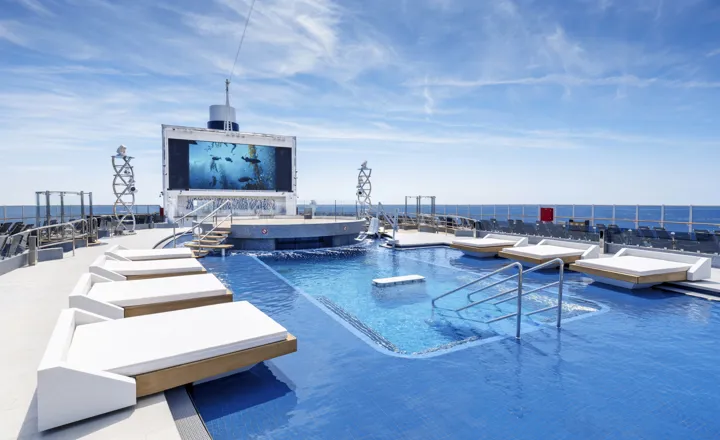 Long Island Pool