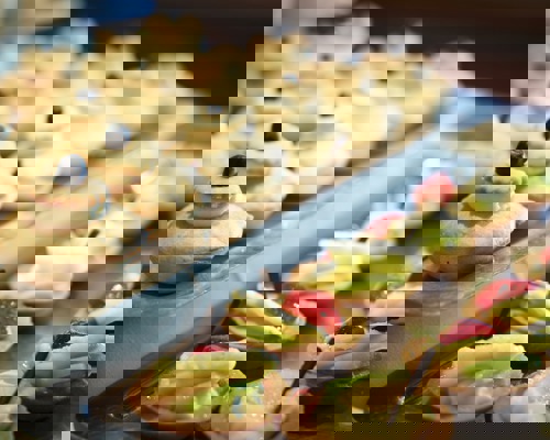 Princess Cruises Coral Class Interior horizon.jpg