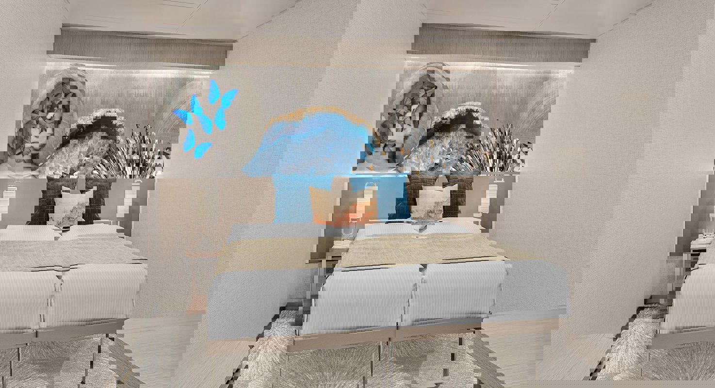 Norwegian Prima - Solo Inside 1.jpg