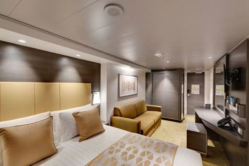 Deluxe Balcony with Partial View