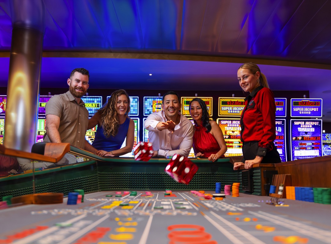 Rci Icon Of The Seas Casino Royal   N.Morley 1.Jpg