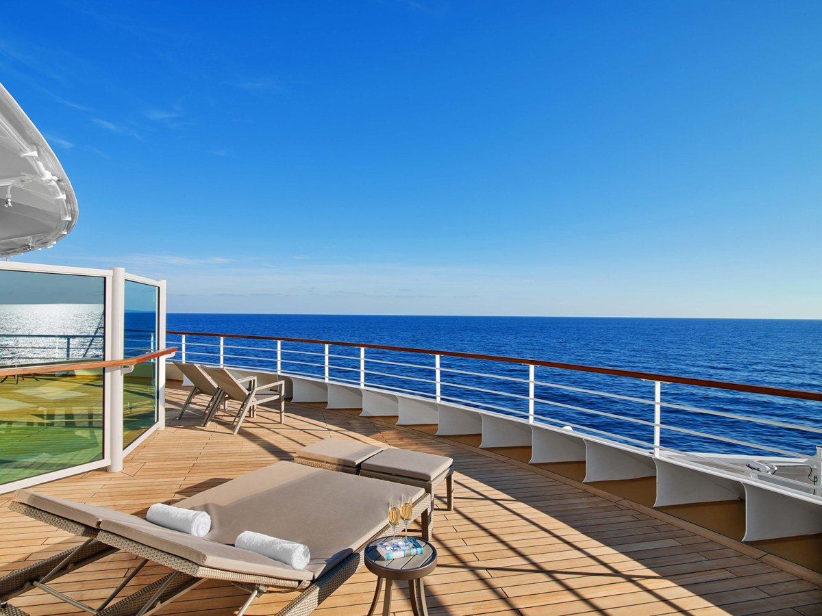 Signature Suite