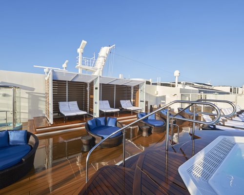 NCL Joy Haven Sundeck 0.jpeg