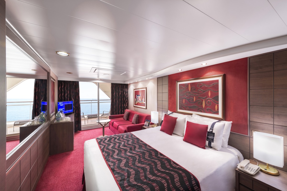 MSC Cruises MSC Poesia Suite.jpg