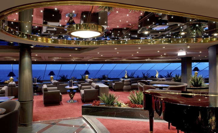 MSC Yacht Club Top Sail Lounge