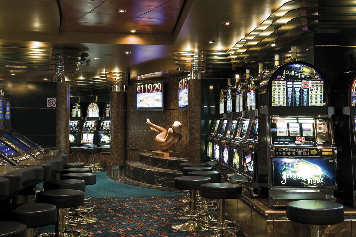 MSC Cruises MSC Orchestra Casino 2.jpg