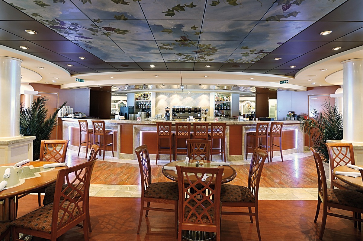 MSC Musica Class cafe 4.jpg