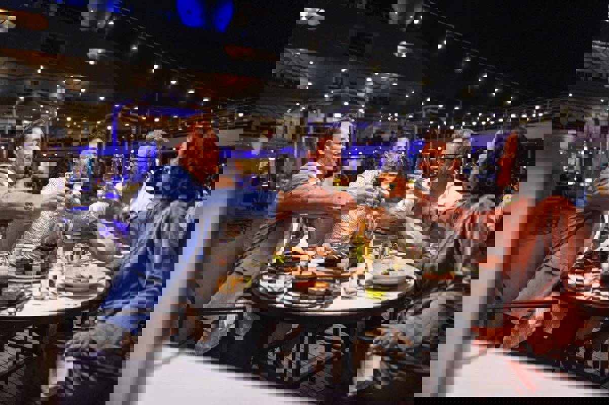 Seabourn Seabourn Ovation Earth & Ocean 1.jpg