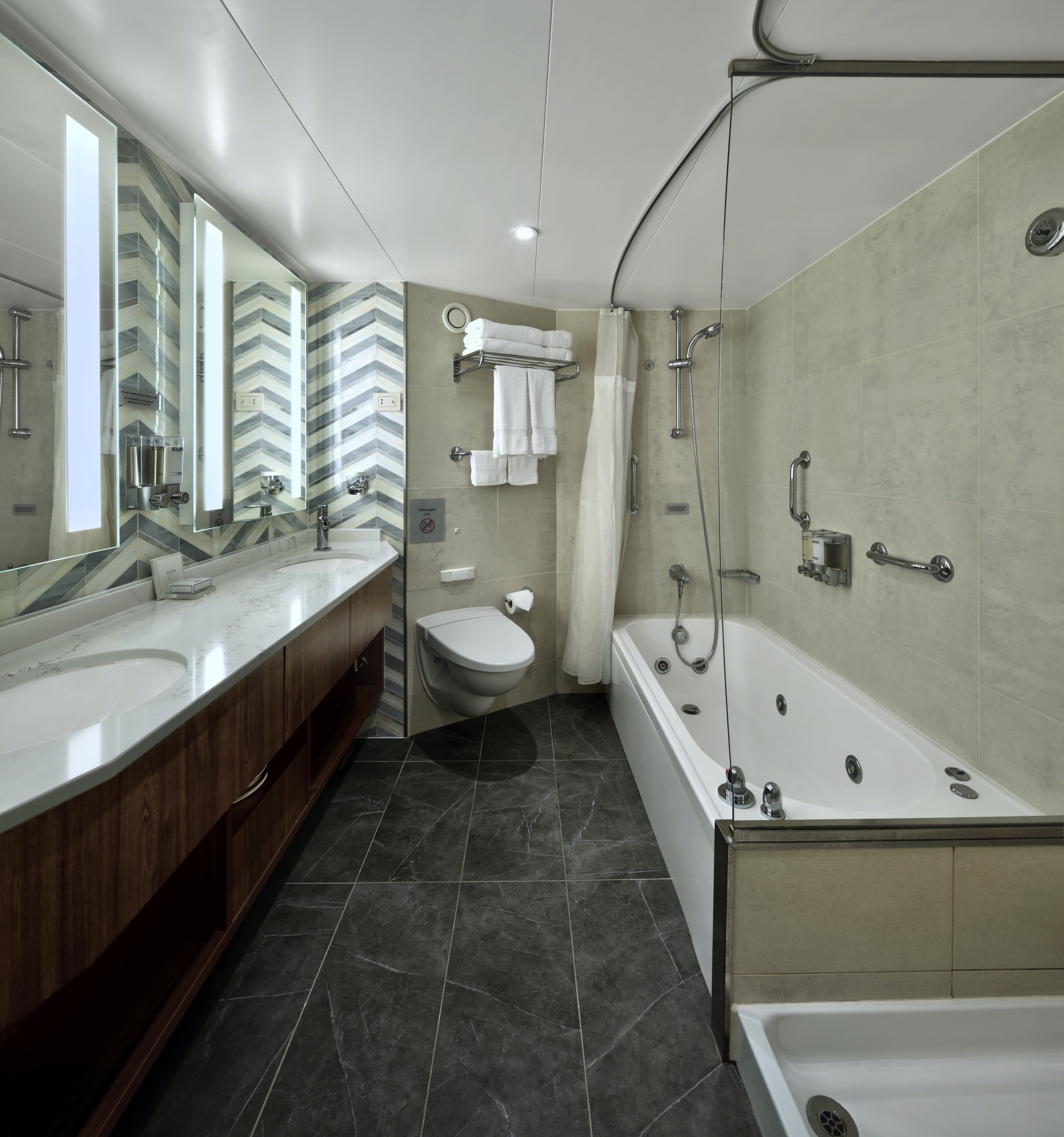 Signature Suite