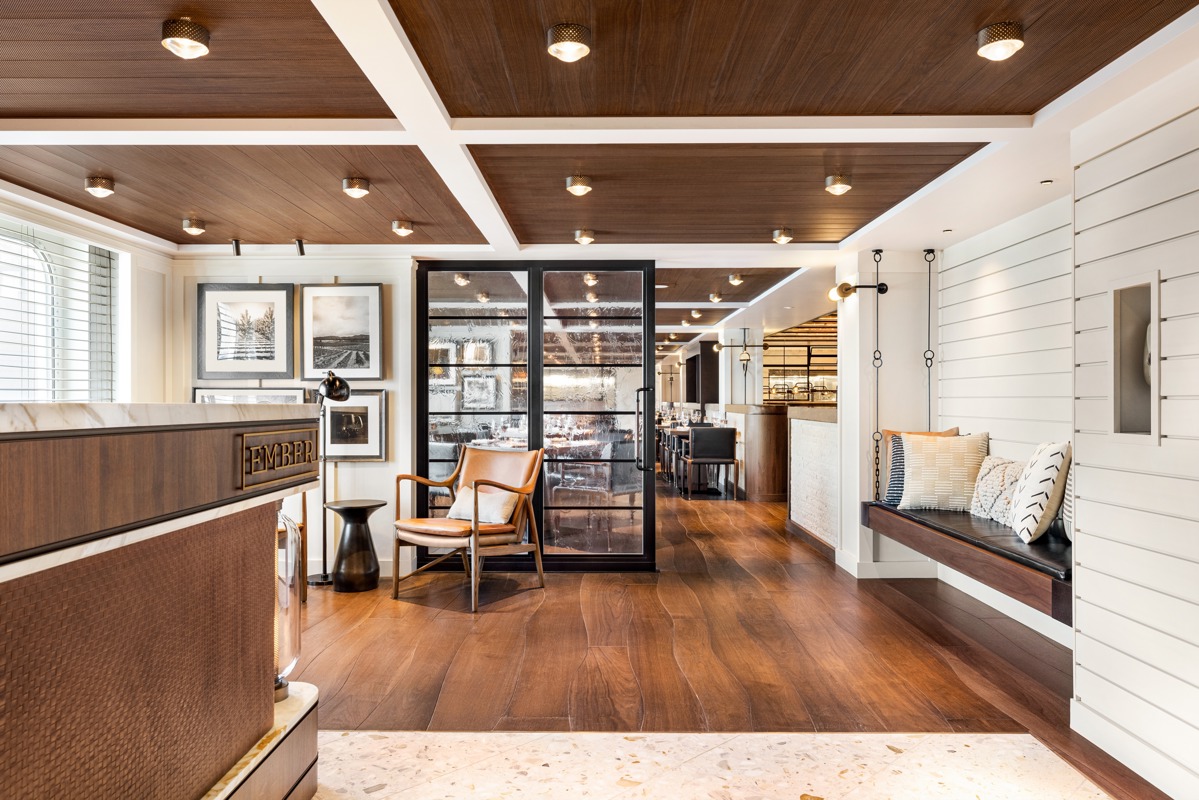 Oceania Cruises A-Class Ember 0.jpg