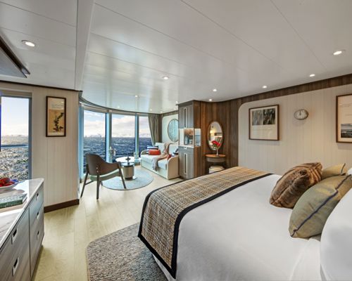 Seabourn Pursuit - Panorama Veranda Suite.jpg