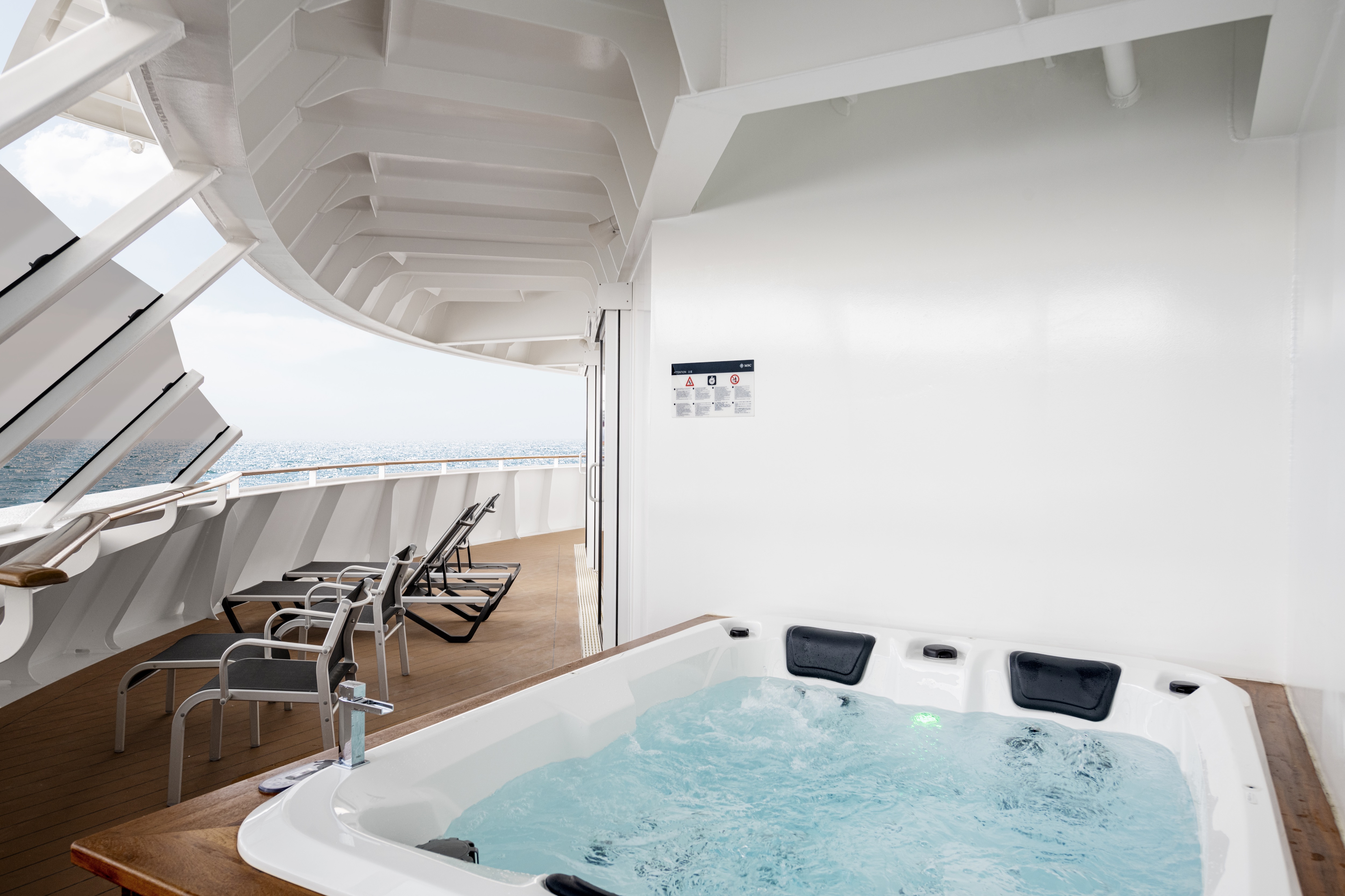 Grand Suite Aurea with Terrace and Whirlpool