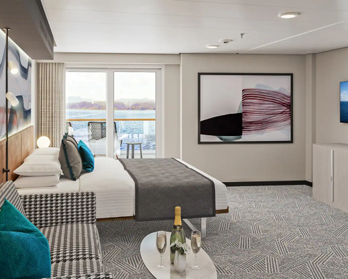 NCL Aqua Club Balcony Suite M2.png