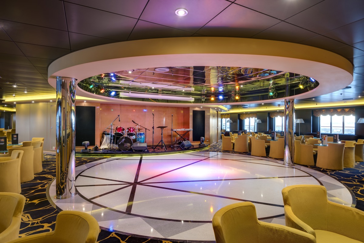 MSC Cruises MSC Armonia Lounge 3.jpg