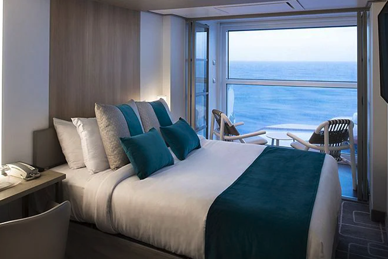 Edge Single Stateroom with Infinite Veranda