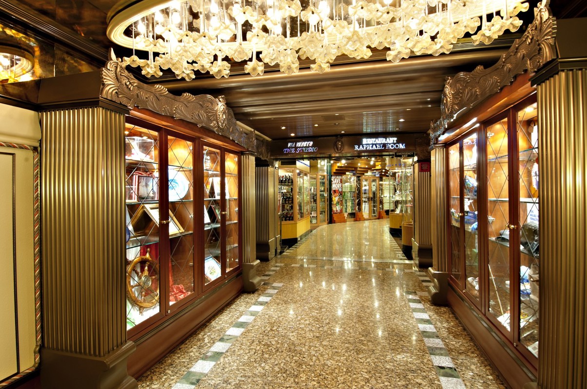 Carnival Pride - Shops 1.jpg