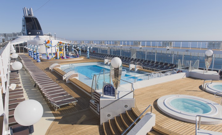 Le Piscine and Doremi Spray Park