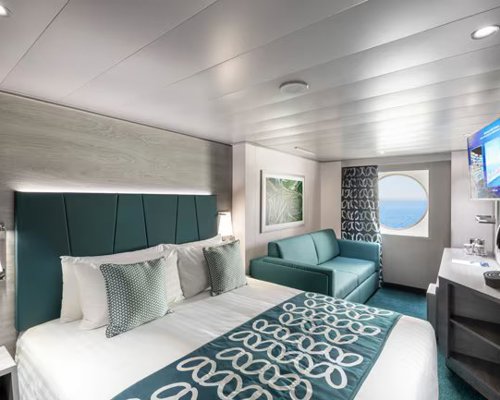 MSC Cruises MSC Euribia Deluxe Ocean View.jpg