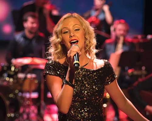 oceania vista theatre.png