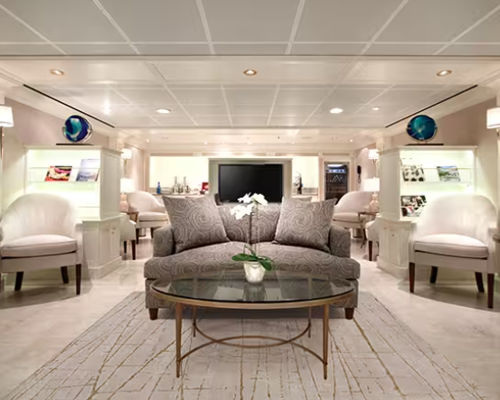 Oceania Marina - Concierge Lounge.png