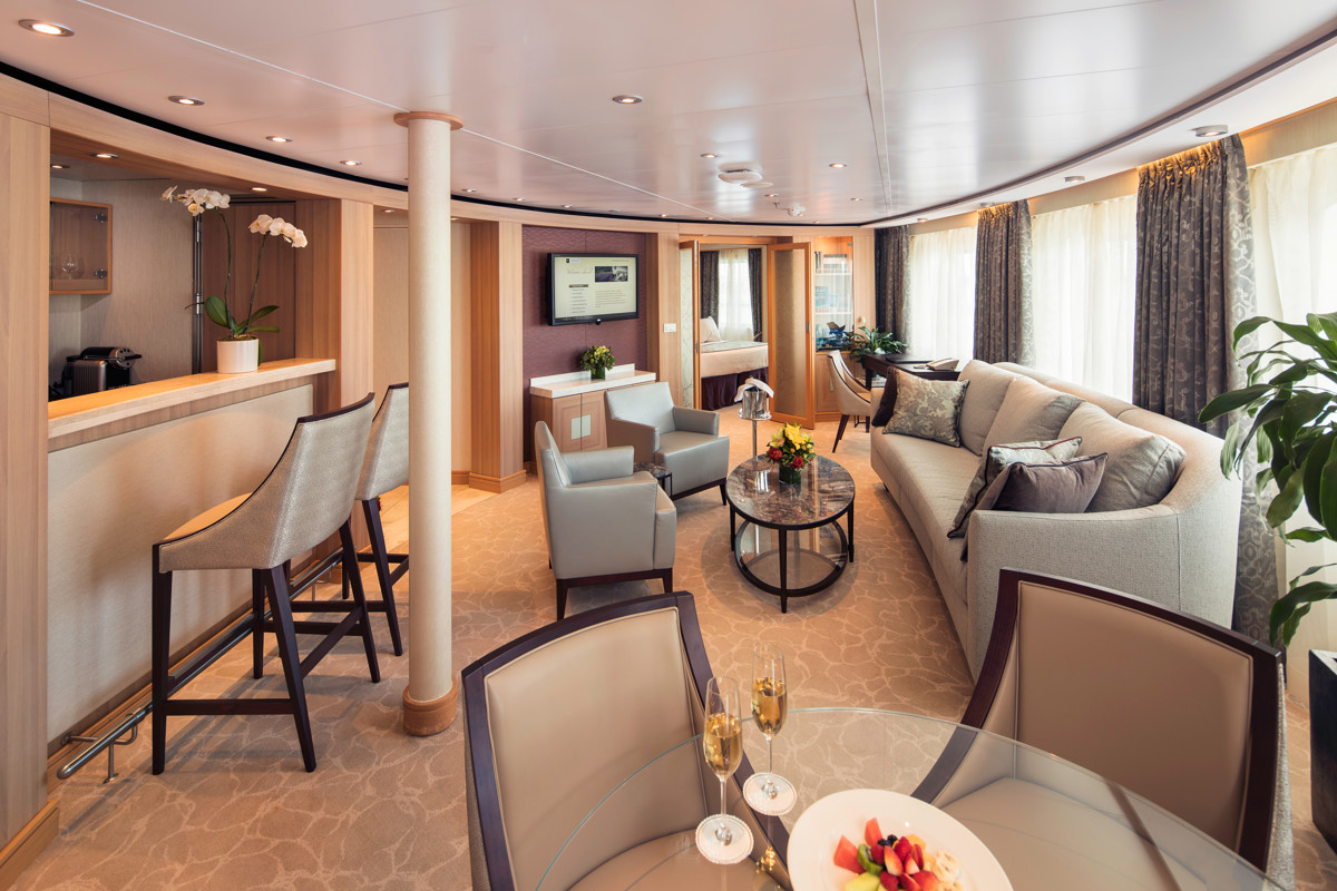 Seabourn Sojourn OWNER SUITE.jpg