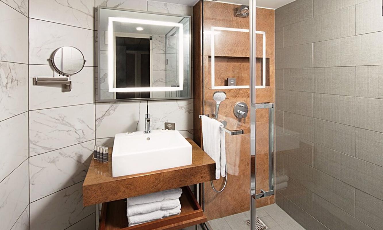 Azamara Club Cruises Azamara Pursuit Accommodation Club Continent Suite 2.png