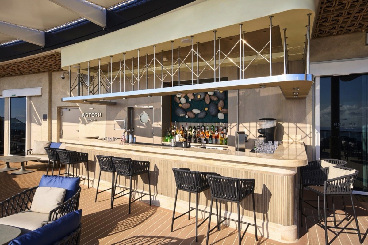 Explora Journeys Explora Iii Astern Pool & Bar 6