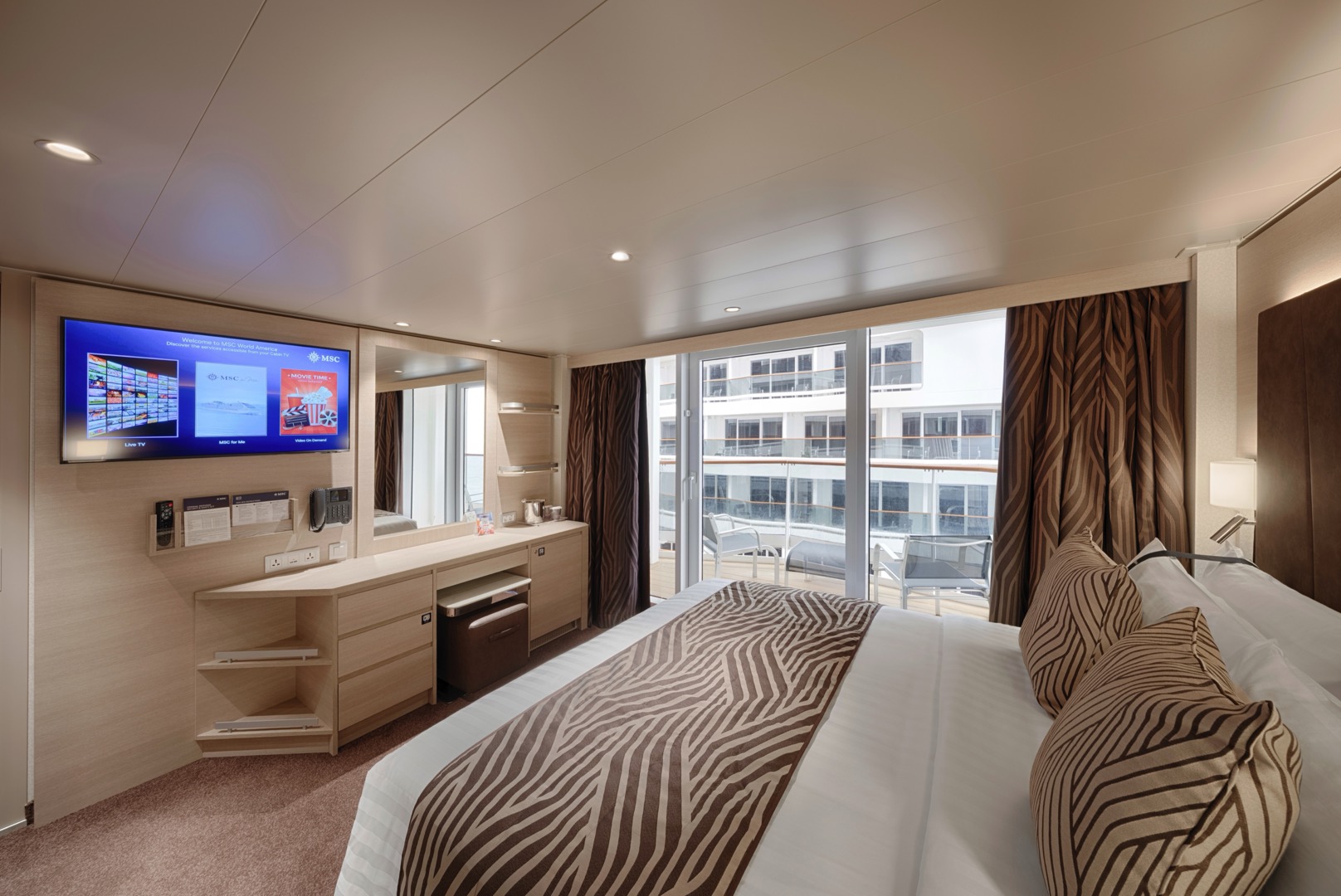 Deluxe Balcony with Promenade & Ocean View