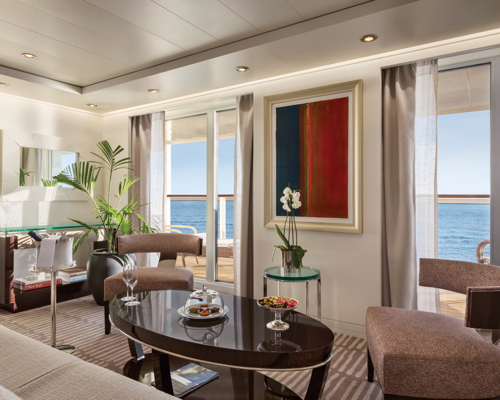 OC O Oceania Suite Living Room 2024 06 12 08 41 33