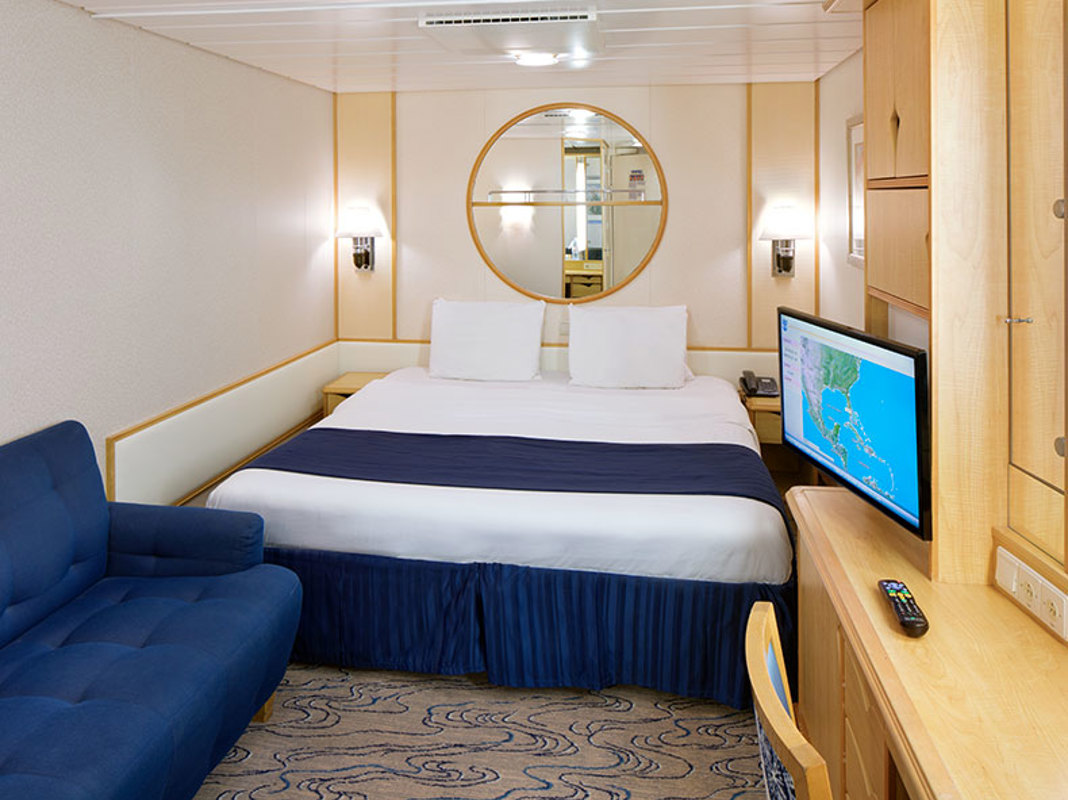 RCI Mariner of the Seas Interior.jpeg
