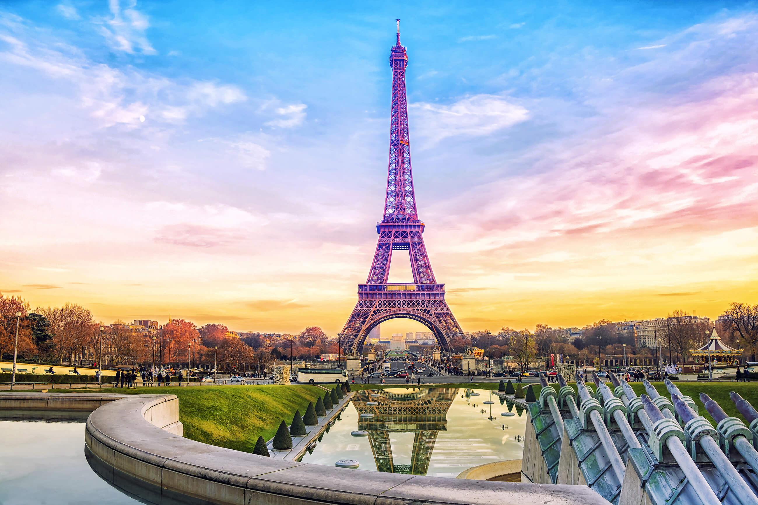 Paris Shutterstock 556743958
