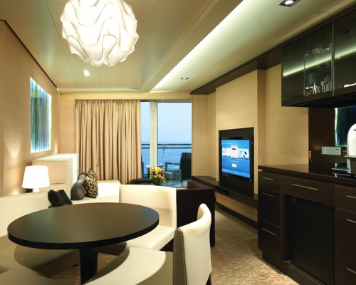 NCL Norwegian Getaway The Haven Aft-Facing Penthouse with Master Bedroom & Large Balcony.jpeg