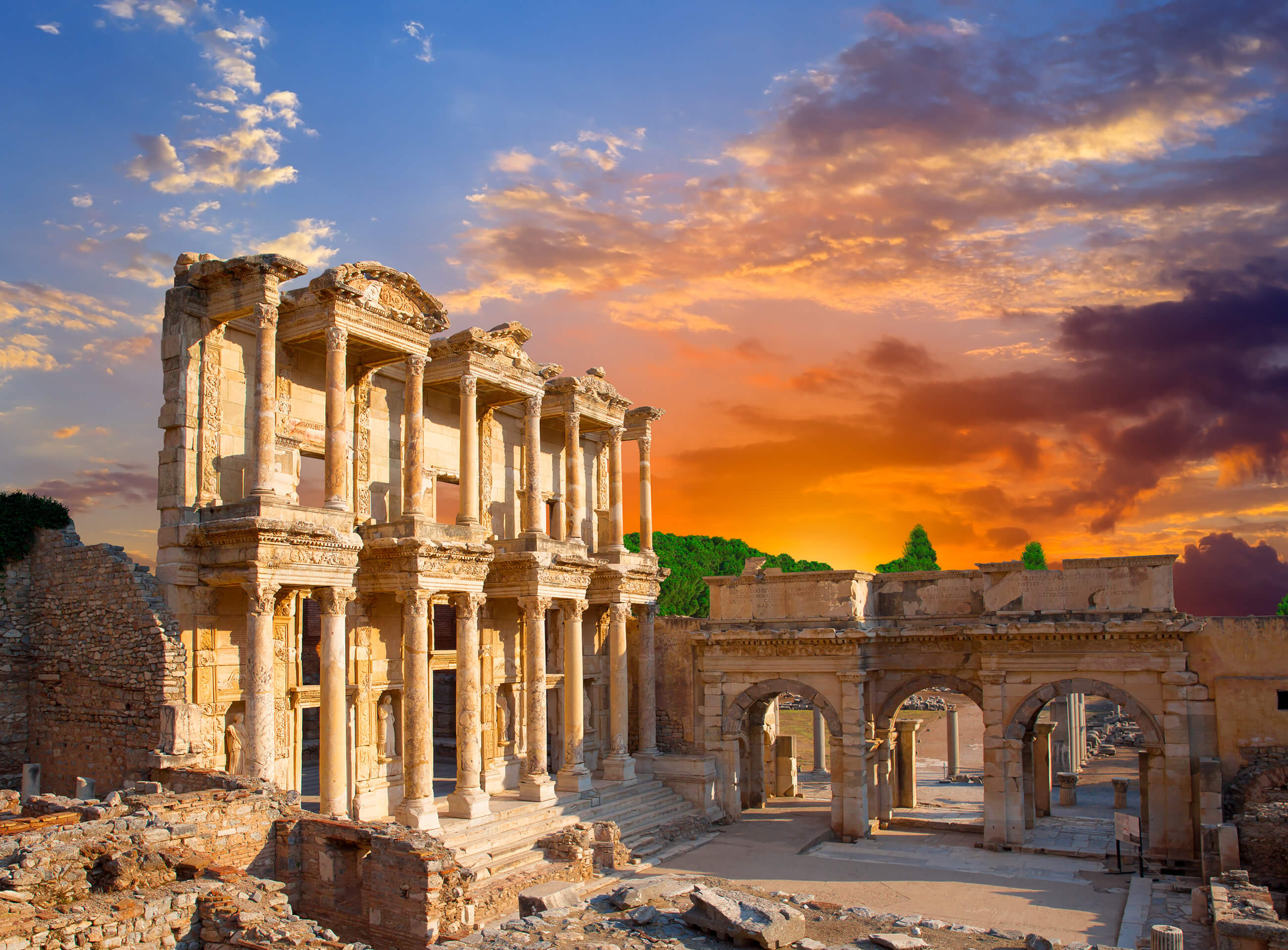 Kusadasi Shutterstock 167371061