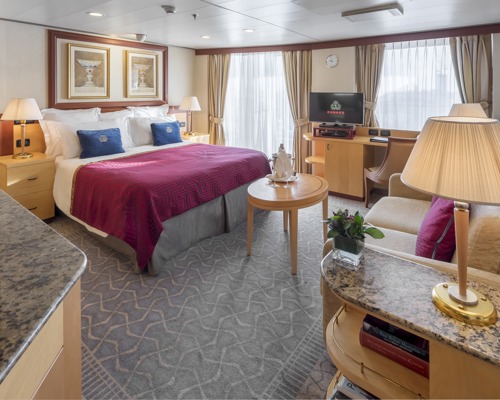 Cunard Cruise Line QV Queens Suite Q5 0.jpg