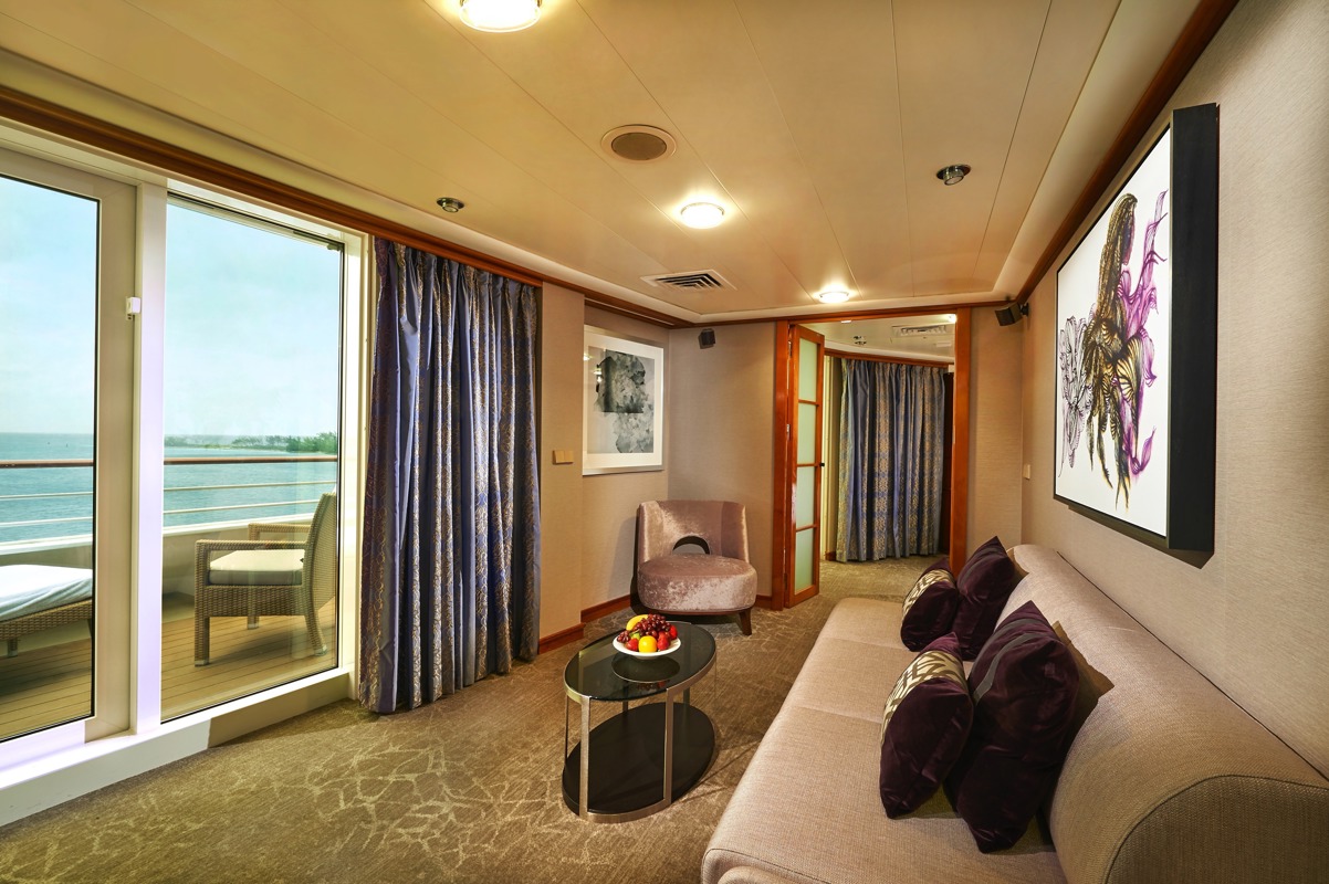 NCL Norwegian Sun Aft-Facing Penthouse with Large Balcony 2.jpeg