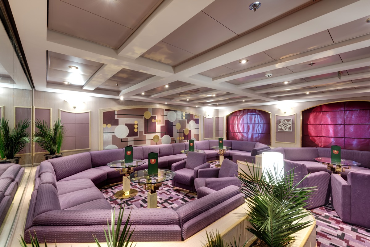 MSC Cruises MSC Opera Sottovento Pub 0.jpg