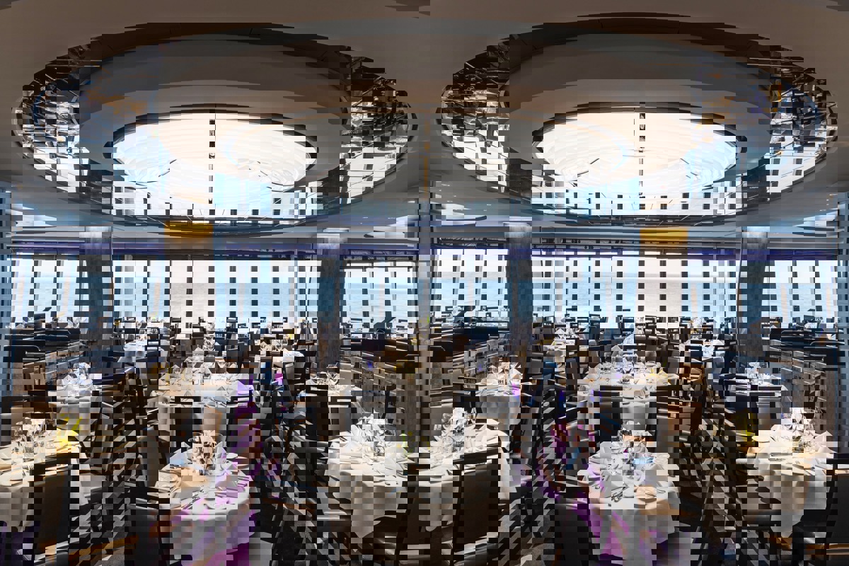 MSC Cruises MSC Grandiosa La Loggia 2.jpg