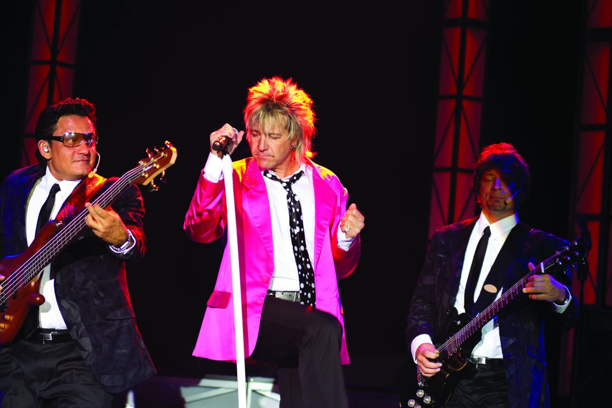 NCL Norwegian Pearl Legends In Concert 4.jpeg