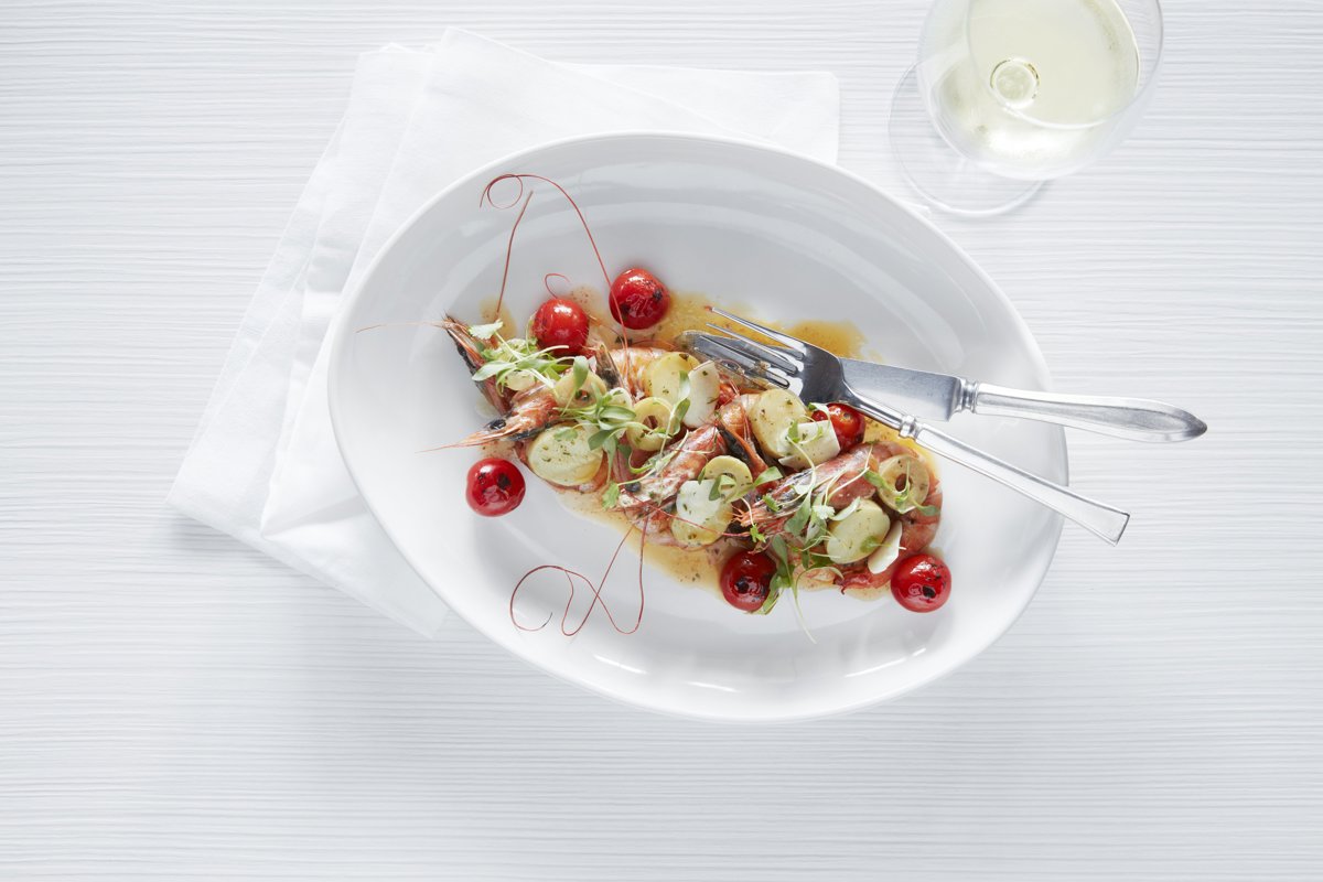 NCL Norwegian Escape Bayamo Restaurant 3.jpeg