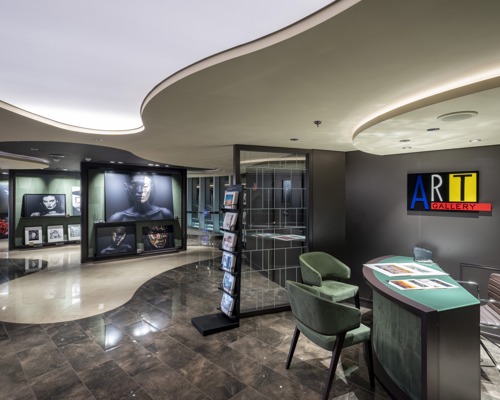 MSC Cruises MSC Seashore Art Gallery 2.jpg