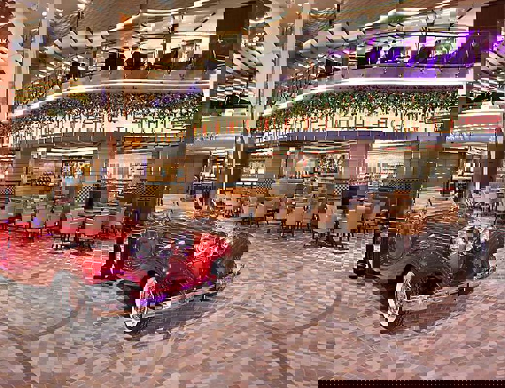 RCI Café Promenade 1.jpeg