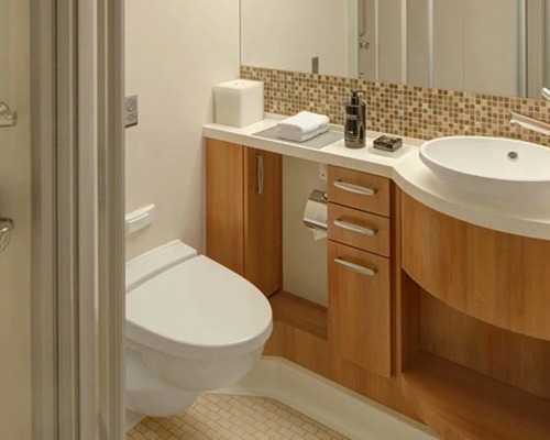 Celebrity Cruises Celebrity Silhouette Prime Concierge Class.jpg