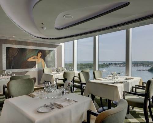 MSC Cruises MSC Seaview YC Restaurant 1.jpg