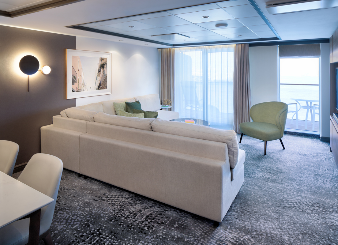 CEL SI Royal Suite Living Room 1