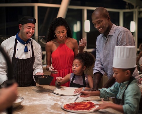 Celebrity Cruises The Lawn Club Grill 3.jpg