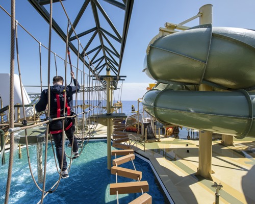 MSC Cruises MSC Virtuosa Savannah Aquapark 1.jpg