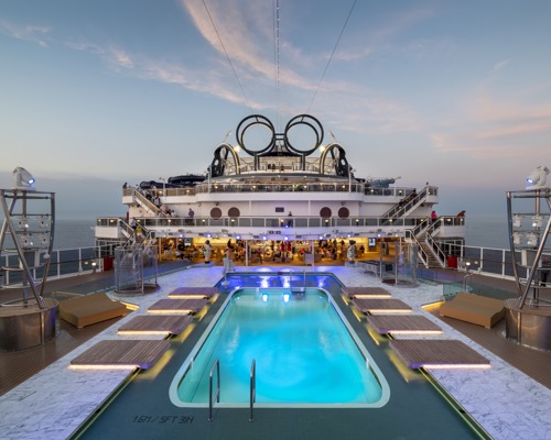 MSC Cruises MSC Seaview Panorama Pool 0.jpg