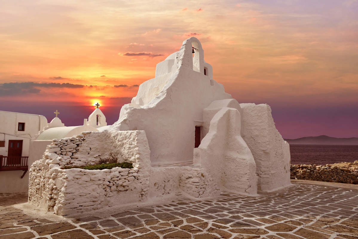 Mykonos Shutterstock 538527037
