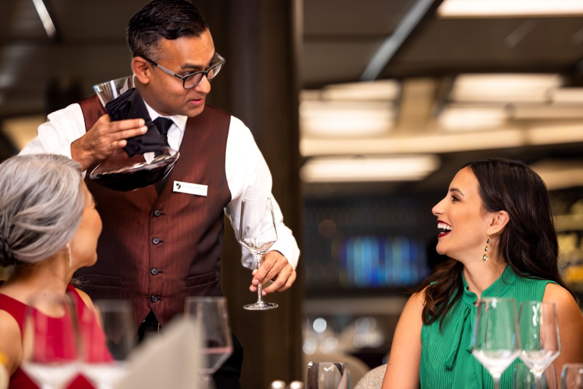 Seabourn Pursuit - The Restaurant.jpg